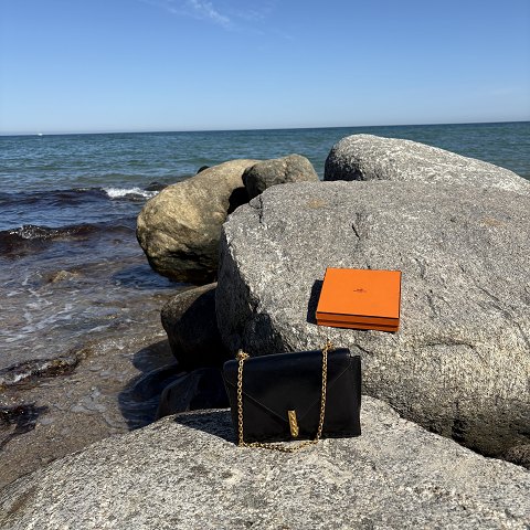 Hermès selskabstaske med forgyldt kæde.