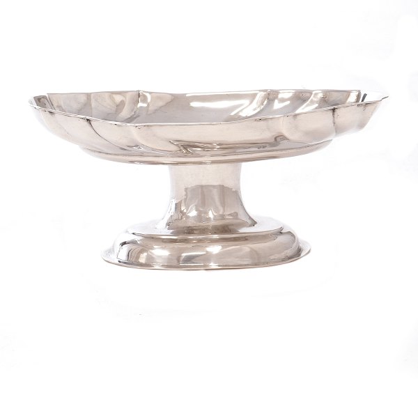 Barok kandisbakke i sølv København 1750erne. H: 5,6cm. L: 13,5cm