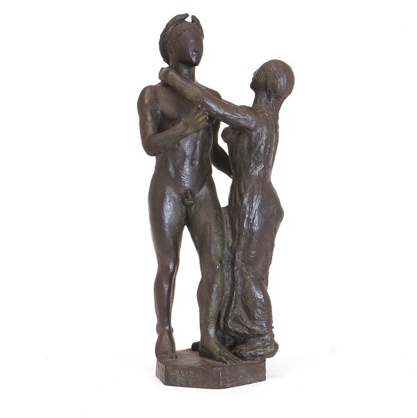 Johannes Bjerg bronze skulptur. Johannes C. Bjerg, 1886-1955, bronzeskulptur "Sejren". Skitse til statue til Odense Stadion 1954-55 på sekskantet plint. H: 32cm